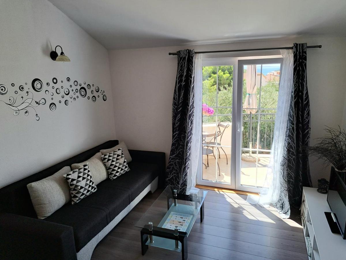 Apartment Oaza Mira Tribalj المظهر الخارجي الصورة