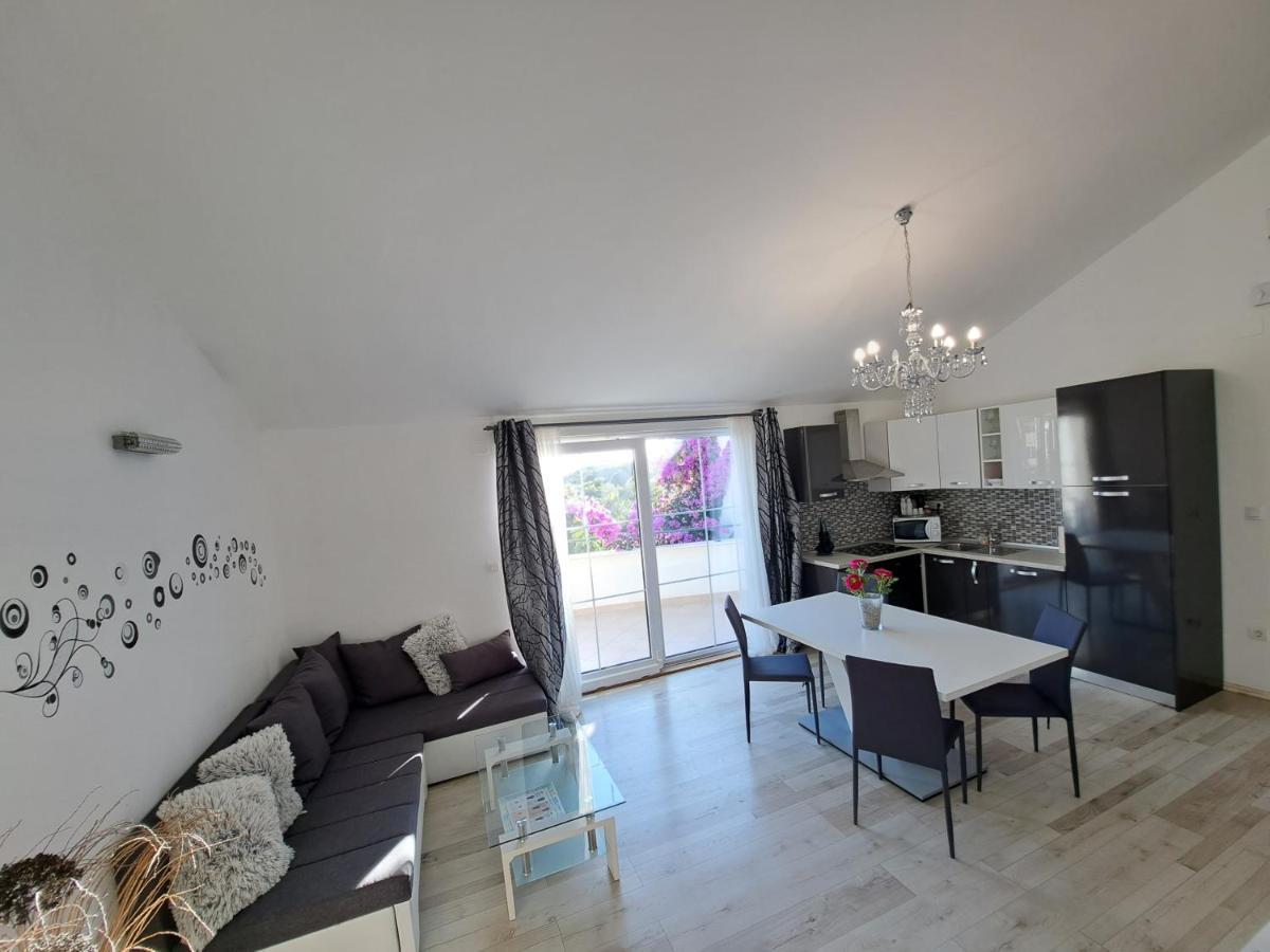 Apartment Oaza Mira Tribalj المظهر الخارجي الصورة