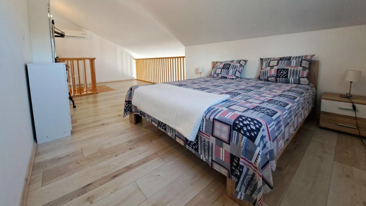 Apartment Oaza Mira Tribalj الغرفة الصورة