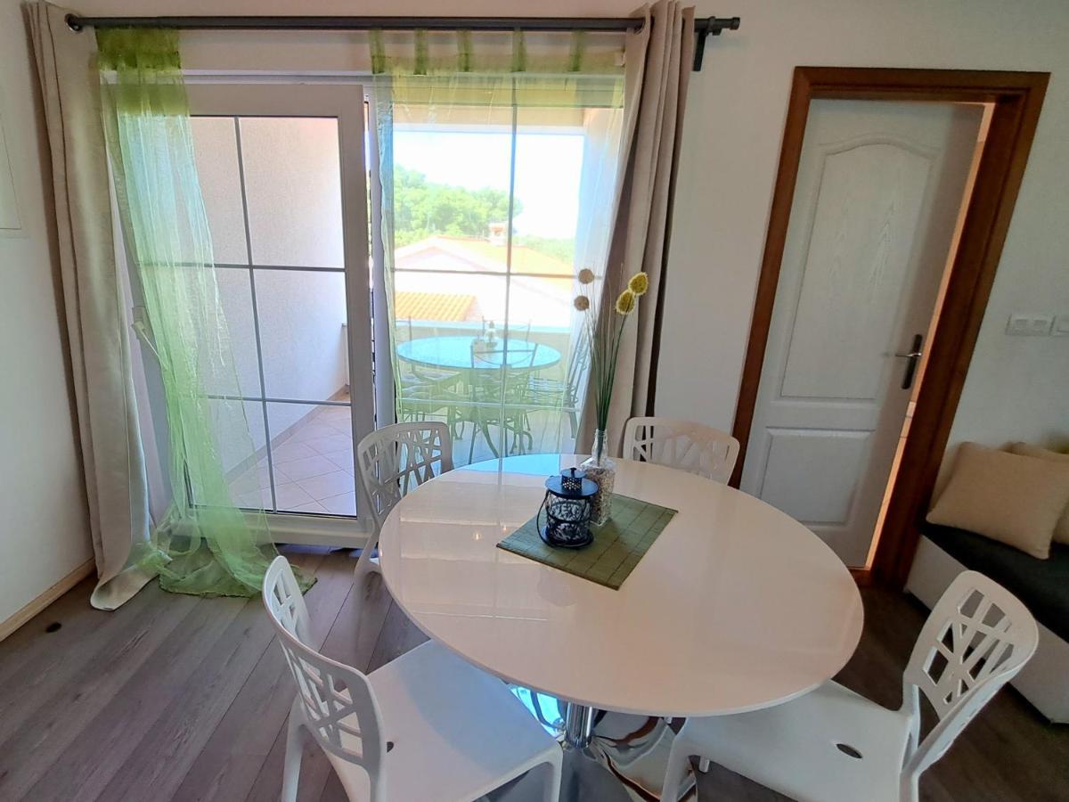 Apartment Oaza Mira Tribalj المظهر الخارجي الصورة