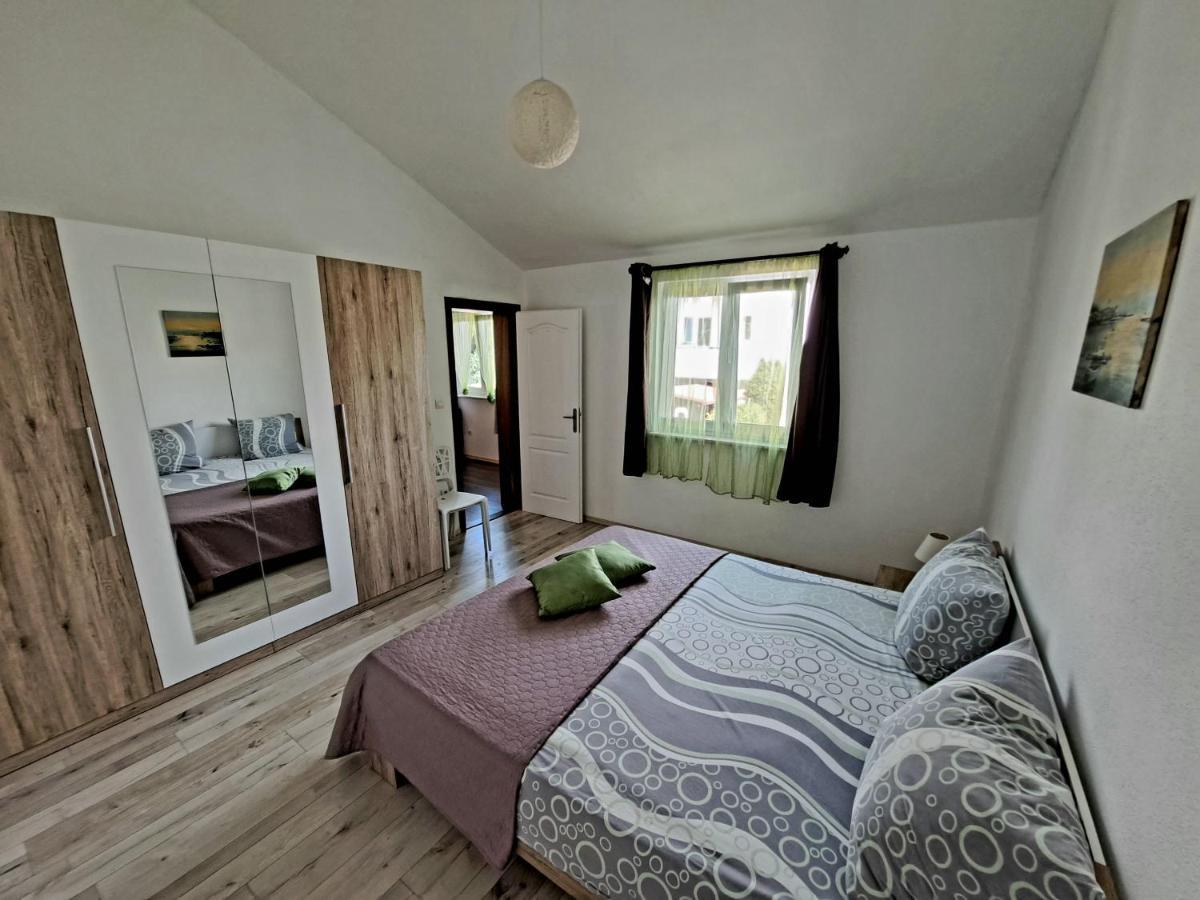 Apartment Oaza Mira Tribalj المظهر الخارجي الصورة